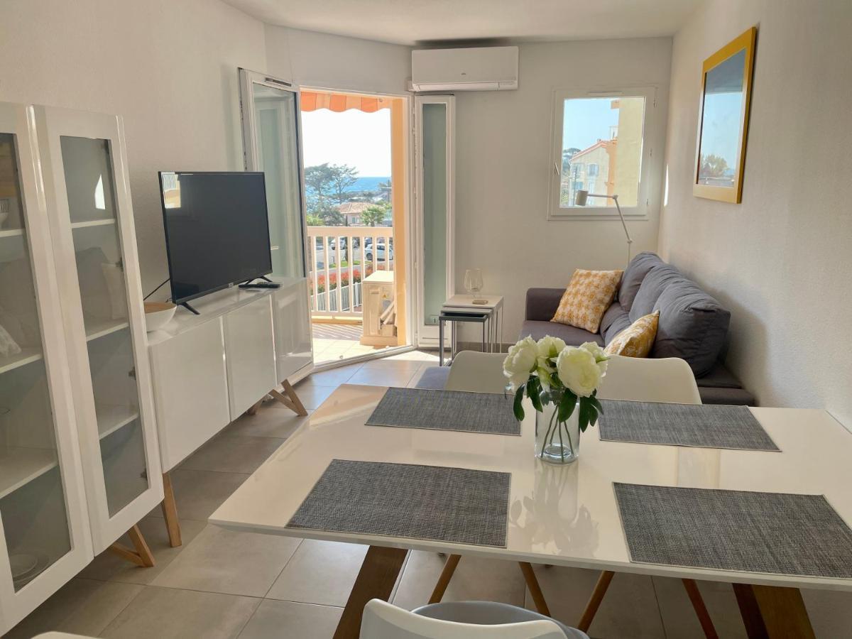 Apartment Newly Renovated Aircond-Wifi-Pool-Sea View-150M To Beaches- Saint Aygulf Εξωτερικό φωτογραφία